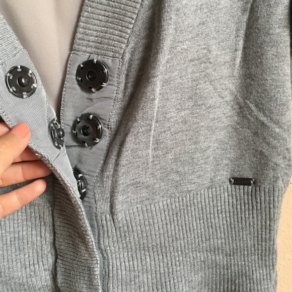 Guess Gray Slub Sweater - Picture 4 of 4